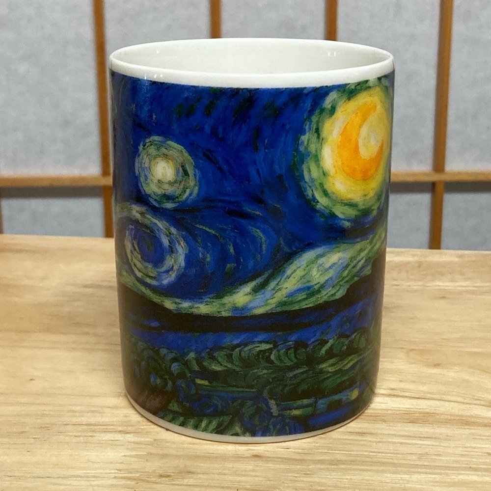 Illuminating Van Gogh’s The Starry Night Unscented Candle
